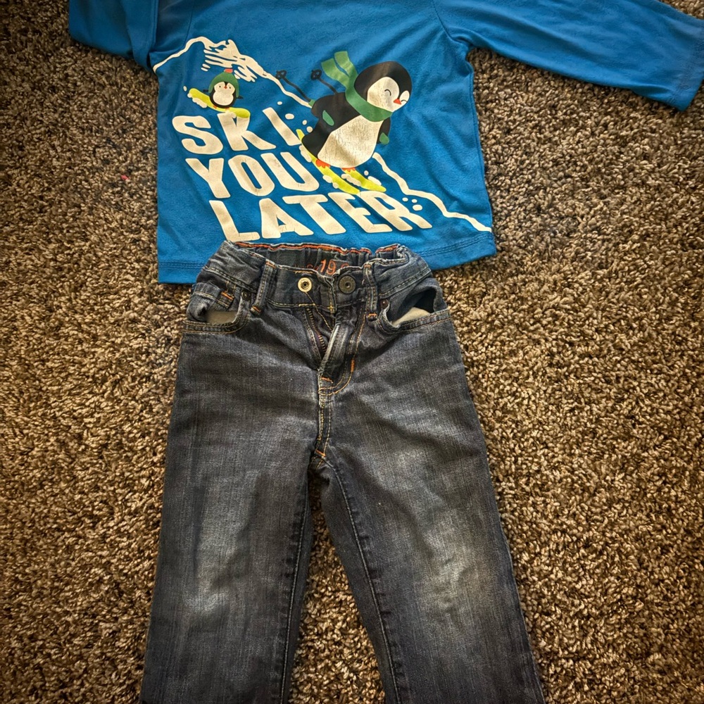 Uniqlo Blue and White Kids Graphic Tee with Denim-Accented Waist